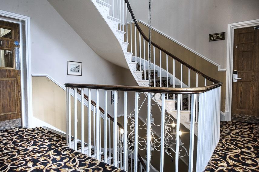 The Royal Hop Pole Wetherspoon Tewkesbury Εξωτερικό φωτογραφία